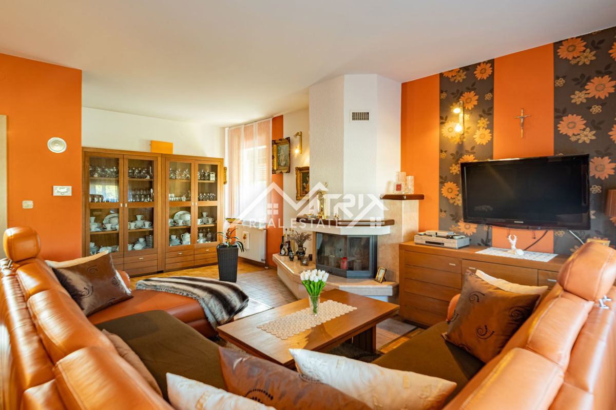 Hiša Bogdanovci, 280m2