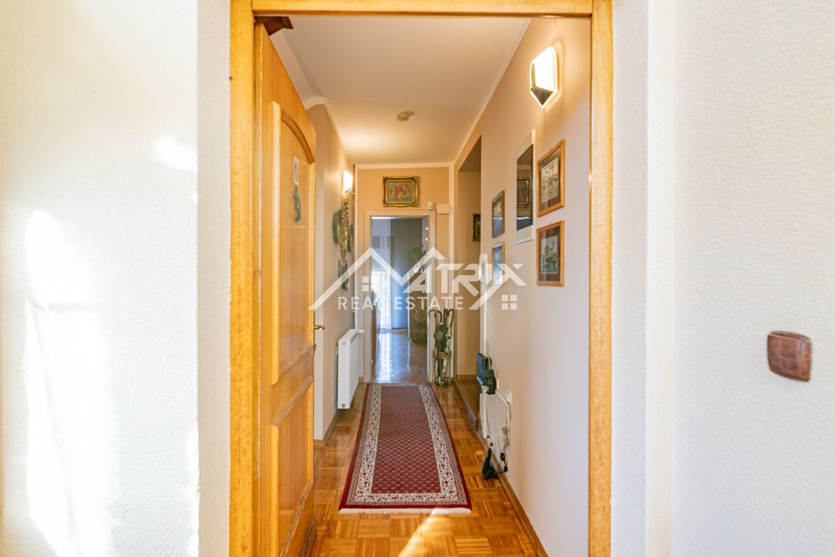 Hiša Bogdanovci, 280m2