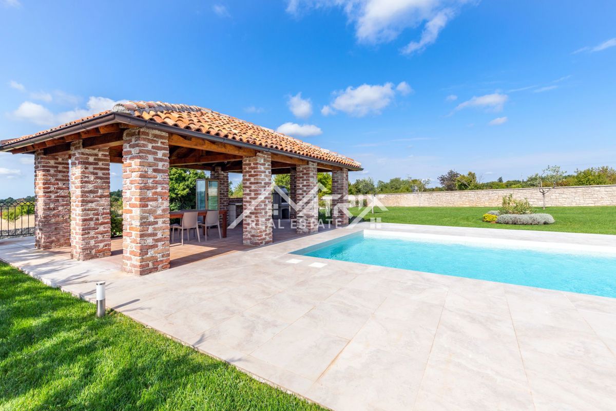 Poreč - Moderno opremljena rustikalna istrska vila