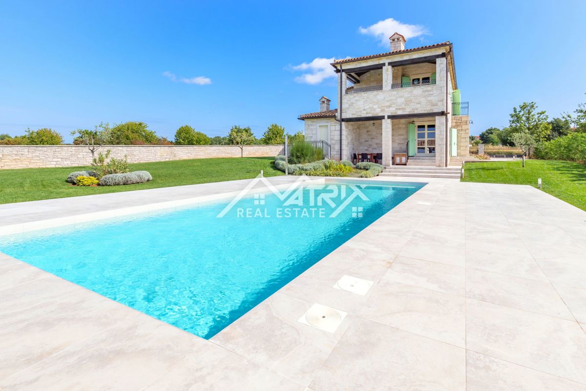 Poreč - Moderno opremljena rustikalna istrska vila