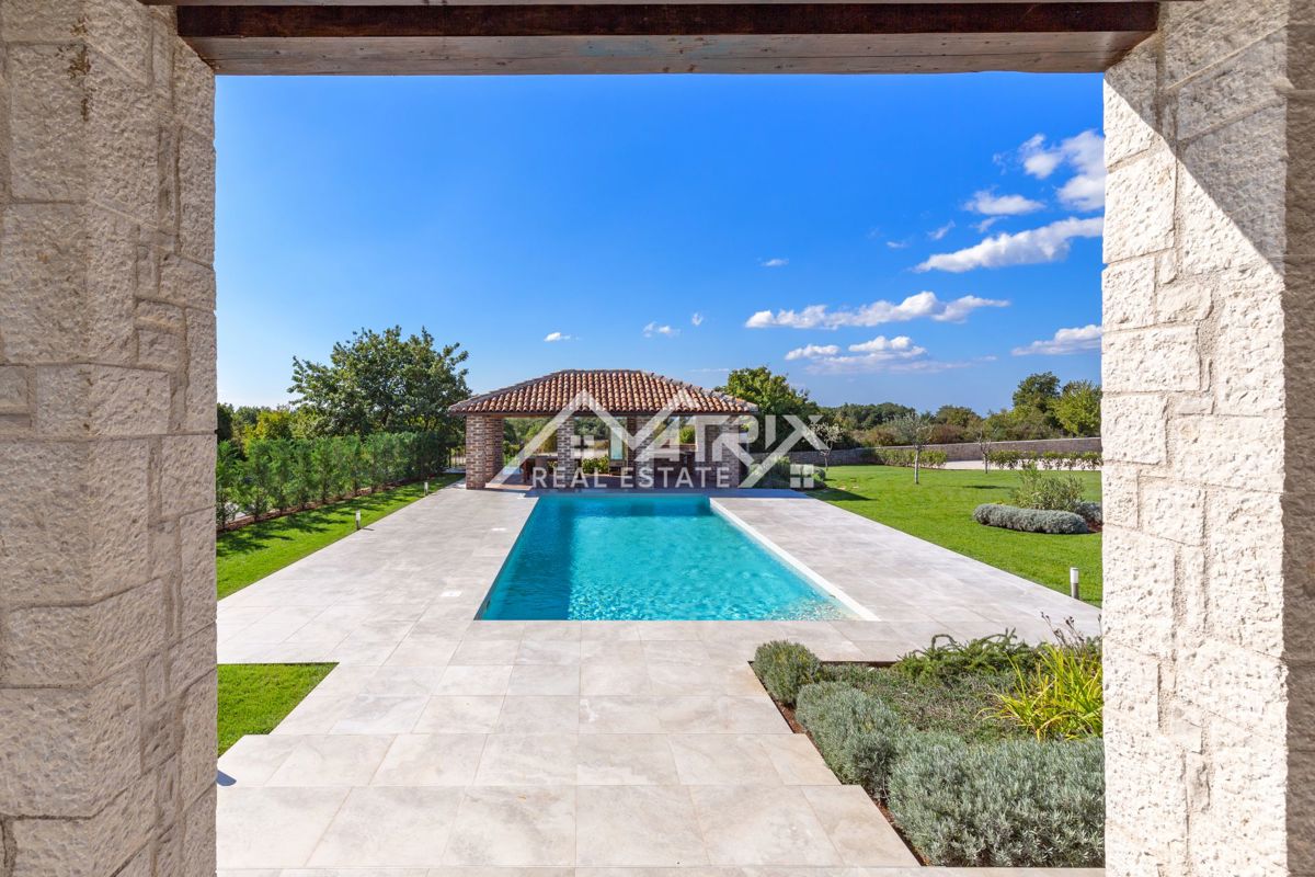 Poreč - Moderno opremljena rustikalna istrska vila