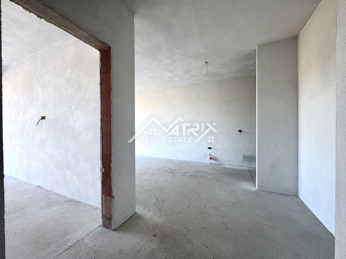 Rovinj okolica, udobno in sončno stanovanje v pritličju