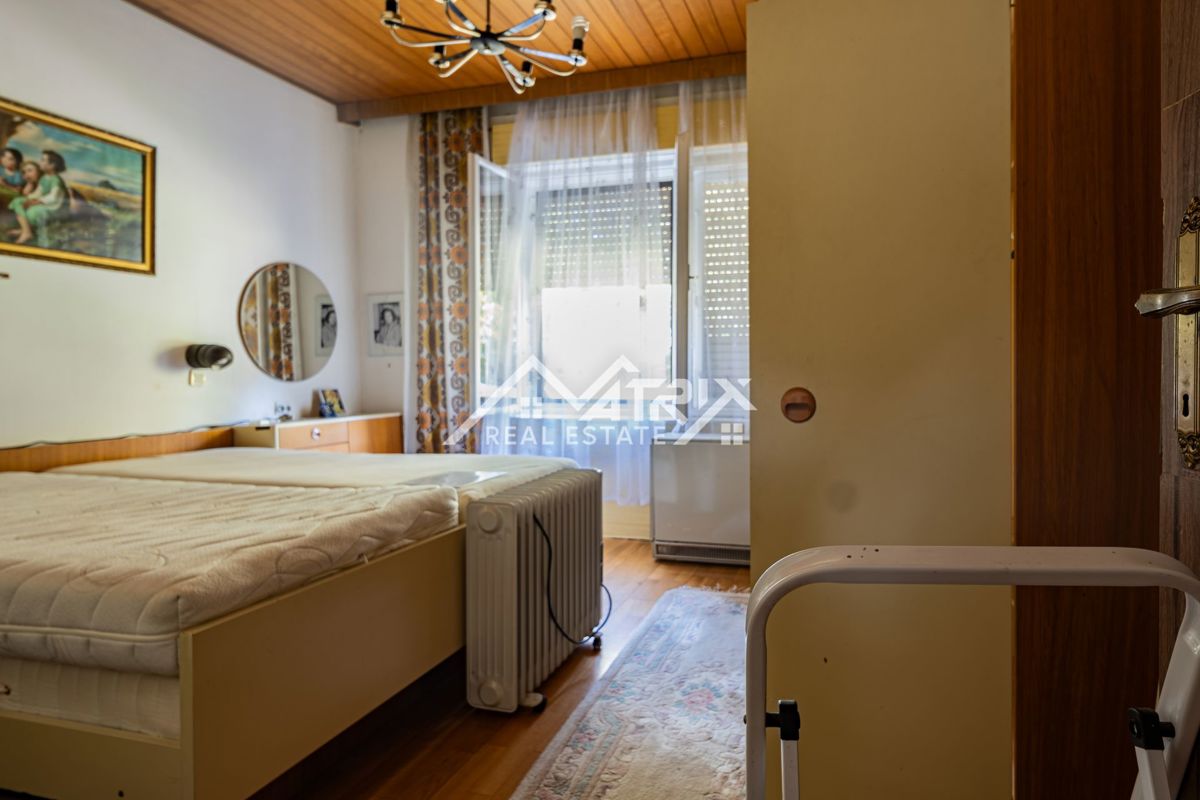 Hiša Valpovo, 247m2