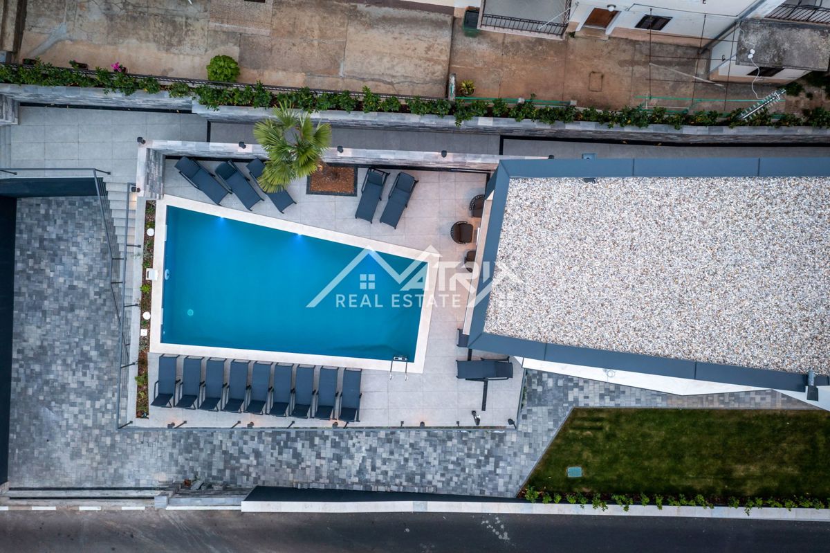 Okolica Opatije, luksuzna vila z bazenom in pogledom na morje!