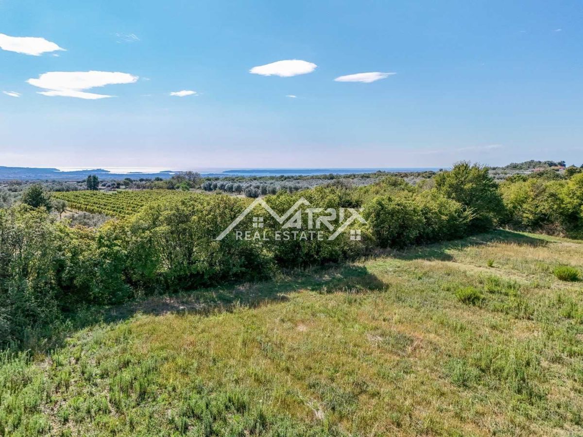 Vodnjan, Gradbeno zemljišče z odprtim pogledom na morje