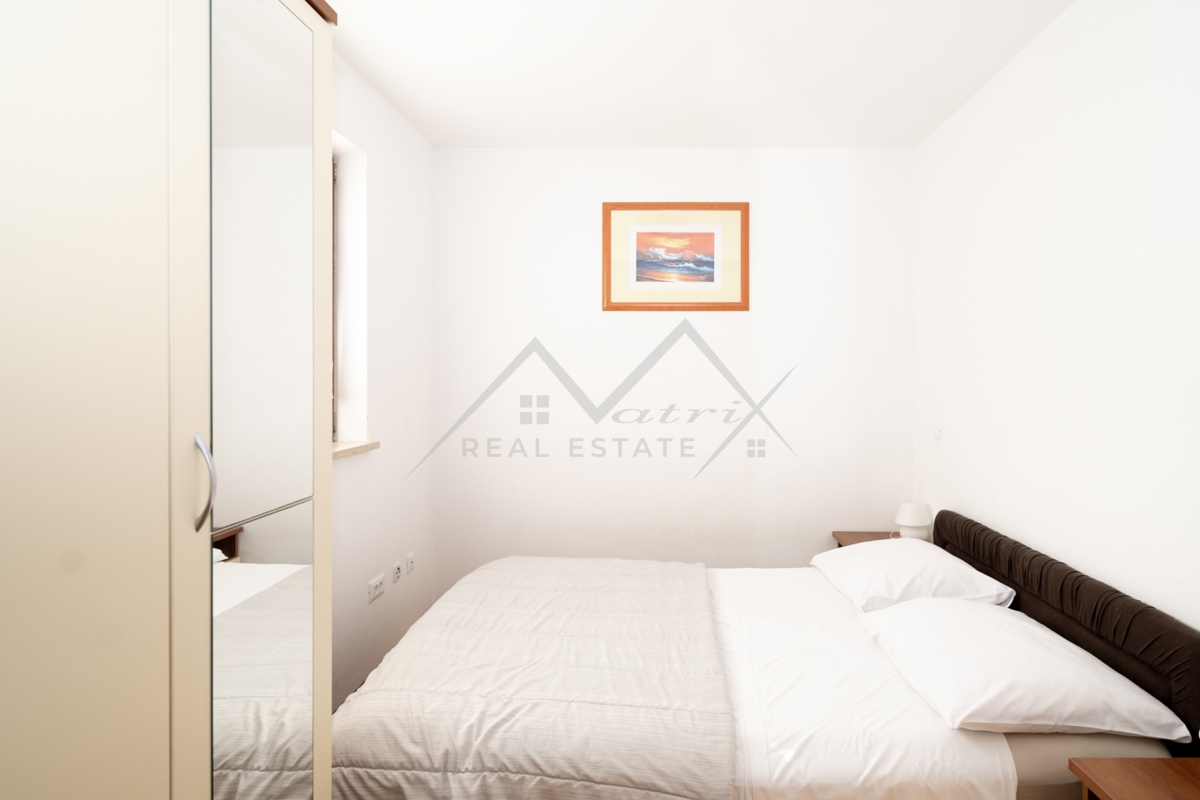 Novigrad, stanovanje z bazenom na čudoviti lokaciji