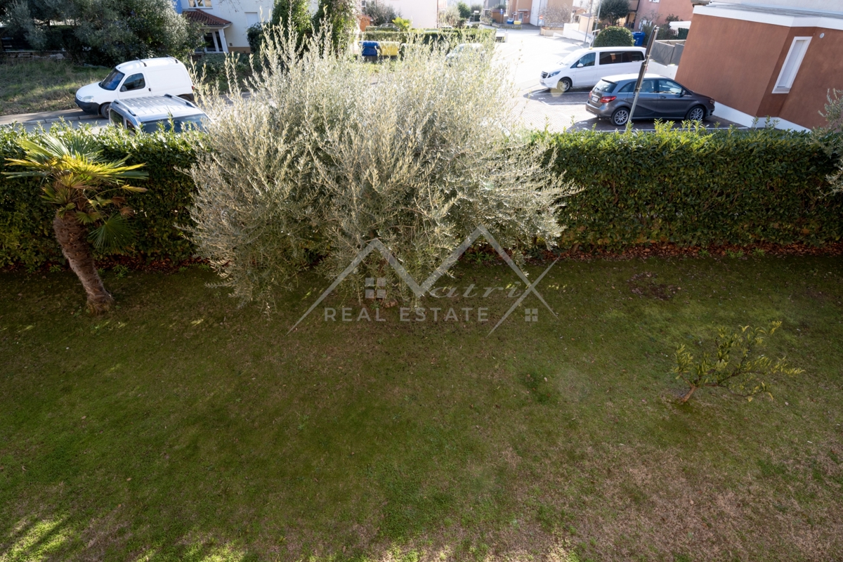 Novigrad, stanovanje z bazenom na čudoviti lokaciji