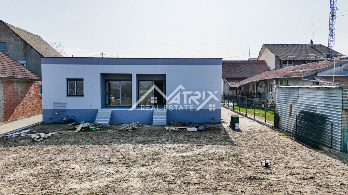 Stanovanje Osijek, 80m2