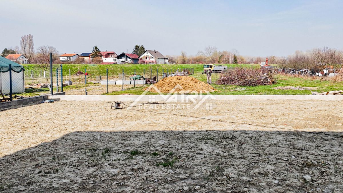 Stanovanje Osijek, 80m2