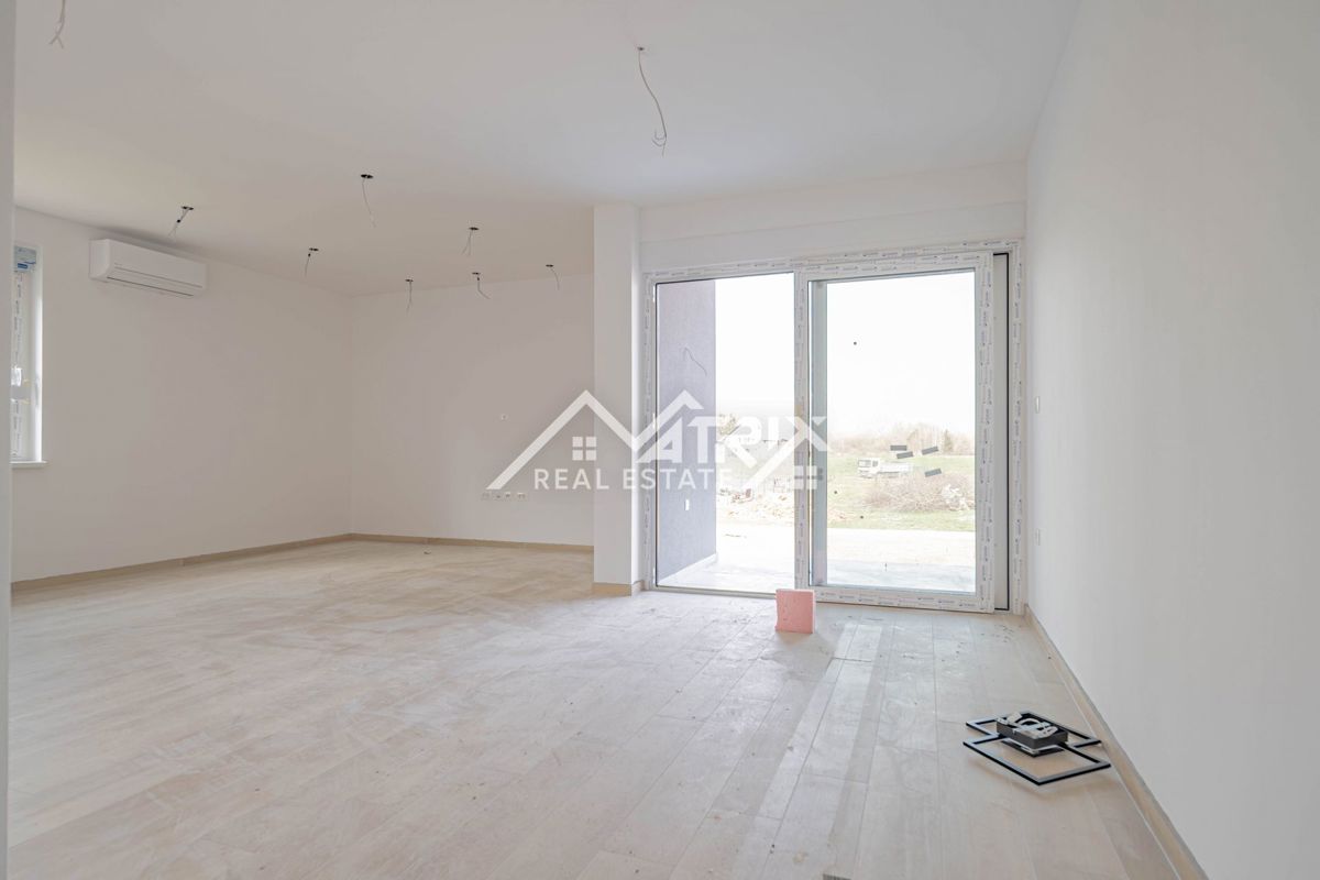 Stanovanje Osijek, 80m2