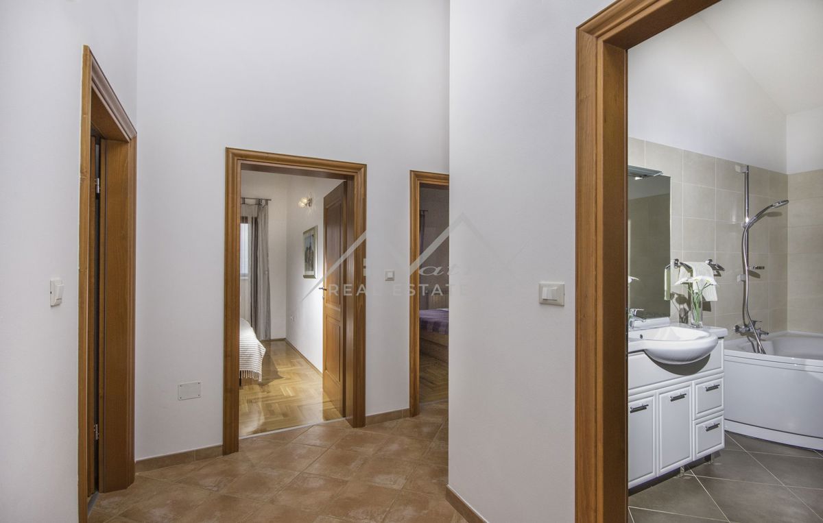 Marčana, čudovita vila s bazenom v srcu Istre