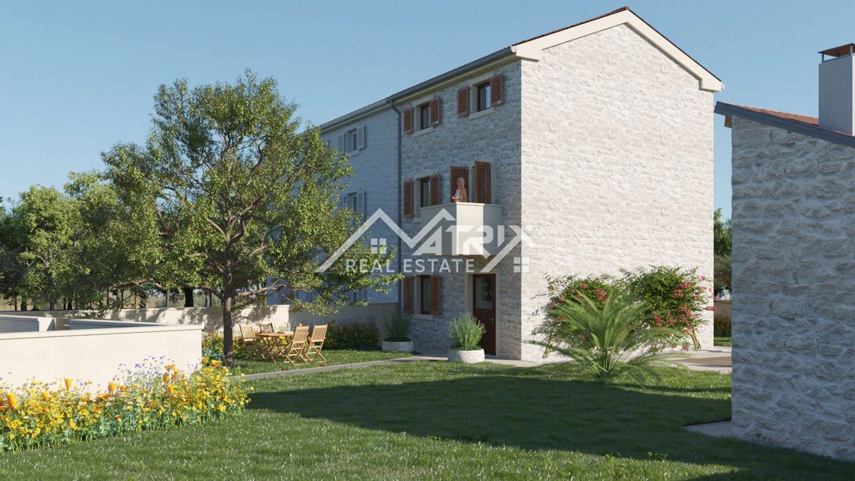 Poreč okolica, kamnita hiša za obnovo