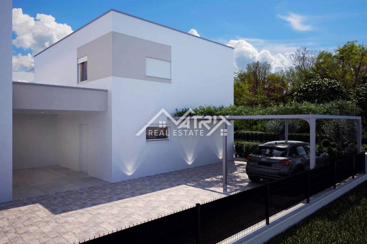 Poreč, moderna hiša 2 km od morja in centra mesta