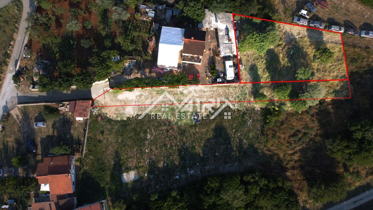 Pula, gradbeno zemljišče na atraktivni lokaciji