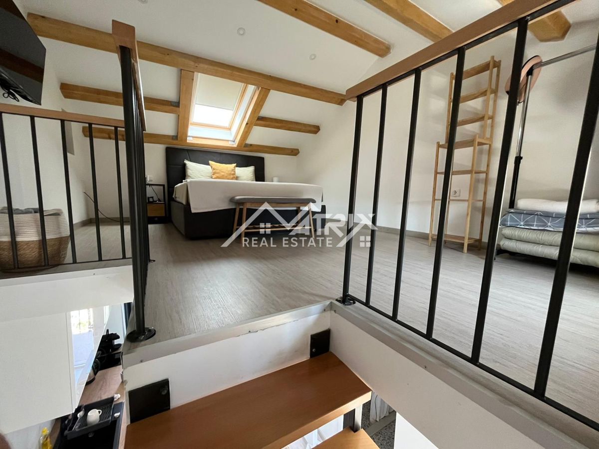 Medulin, prenovljena kamnita hiša 82 m2, 500 m od morja