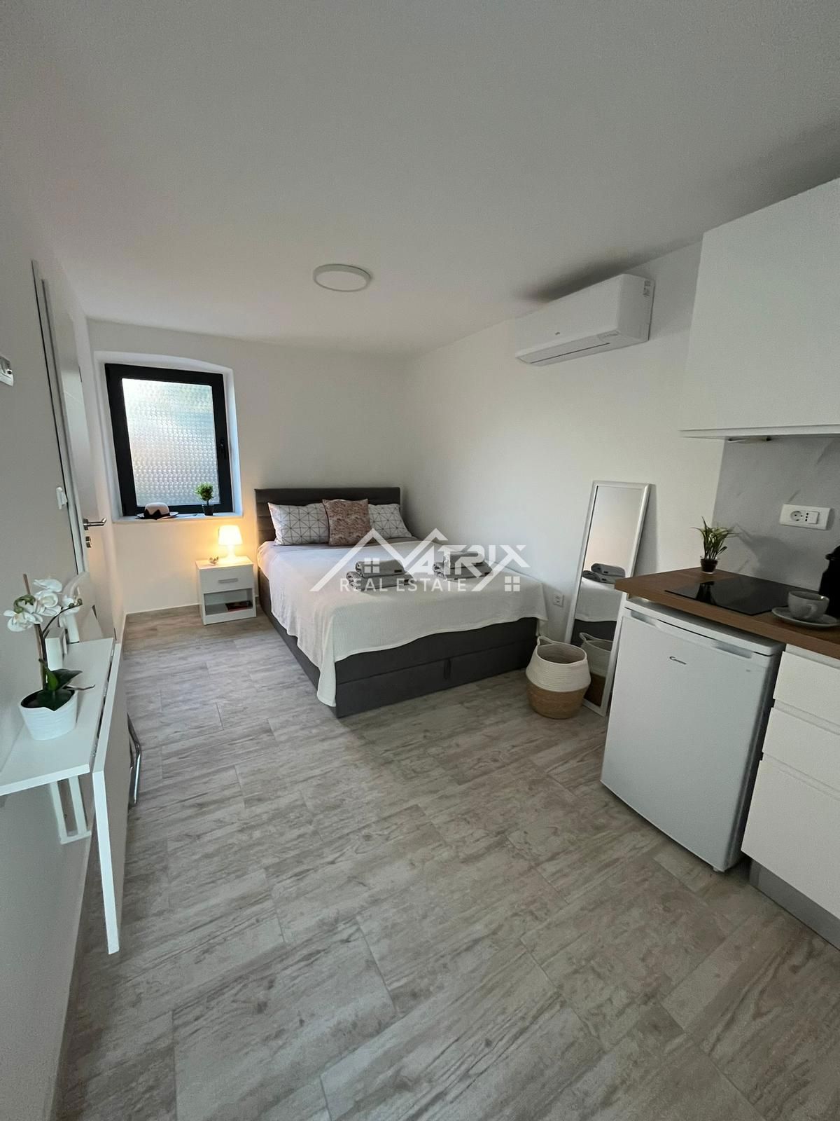 Medulin, prenovljena kamnita hiša 82 m2, 500 m od morja