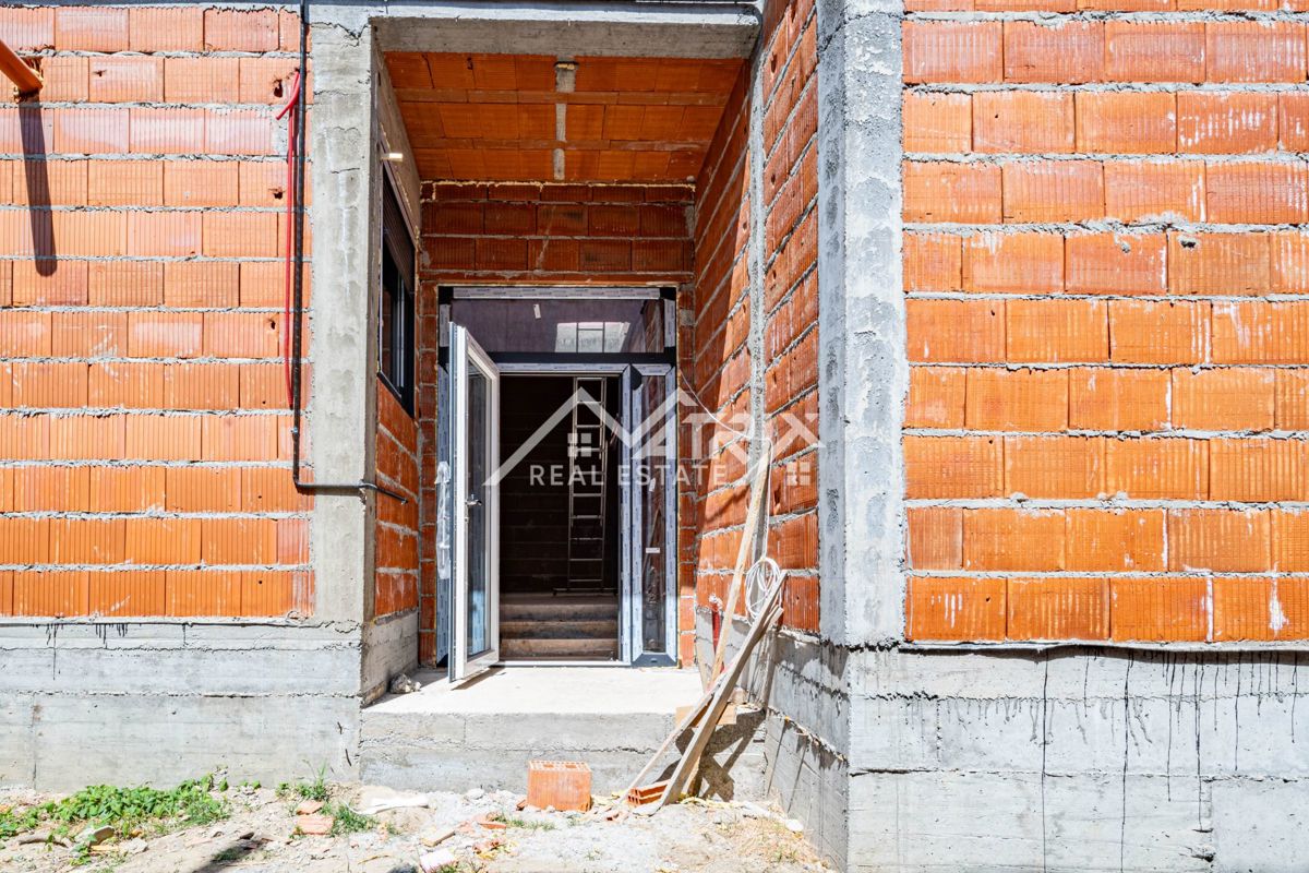 Stanovanje Osijek, 80m2