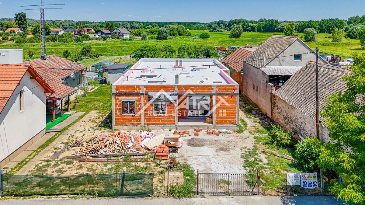 Stanovanje Osijek, 80m2