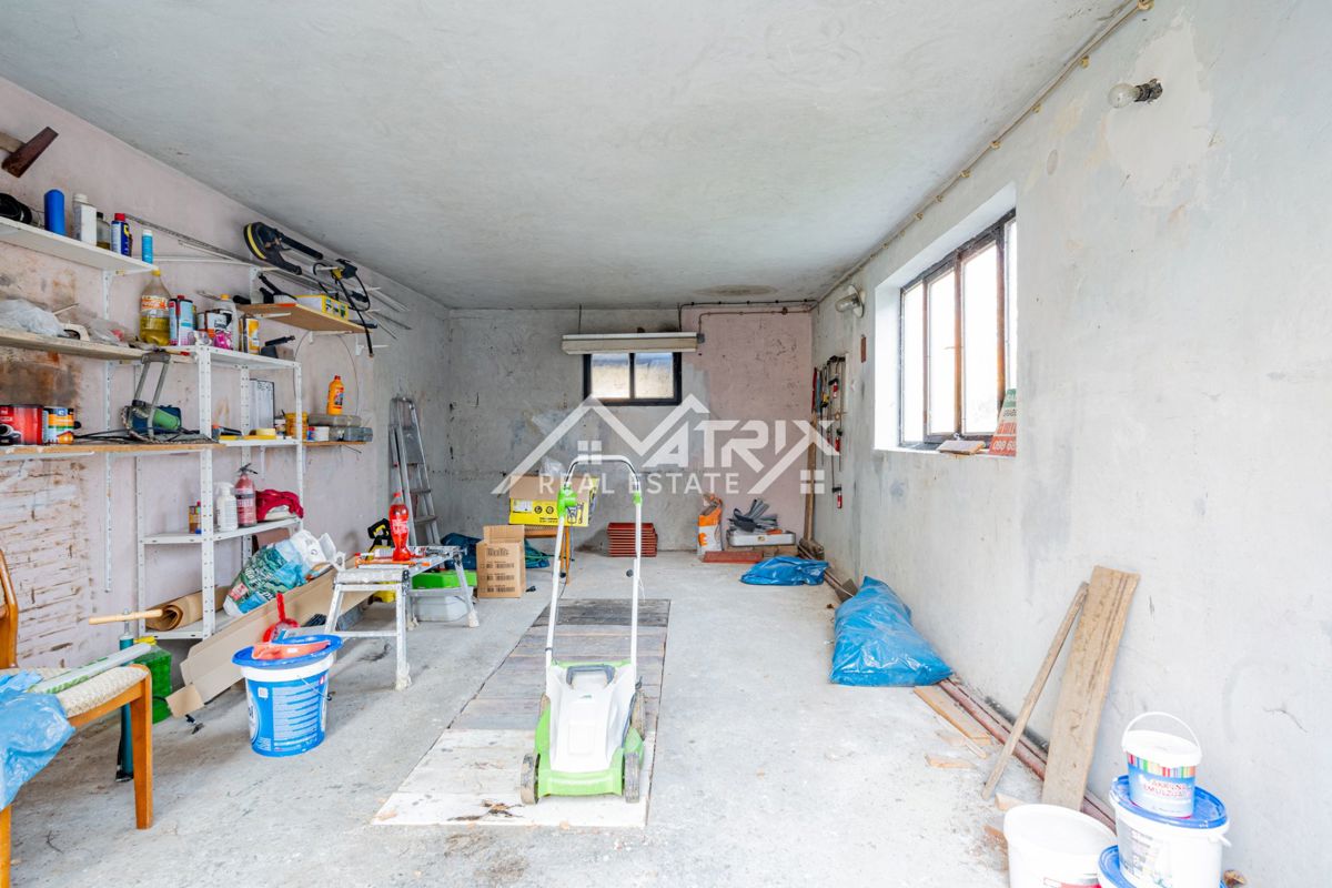 Hiša Retfala, Osijek, 120m2