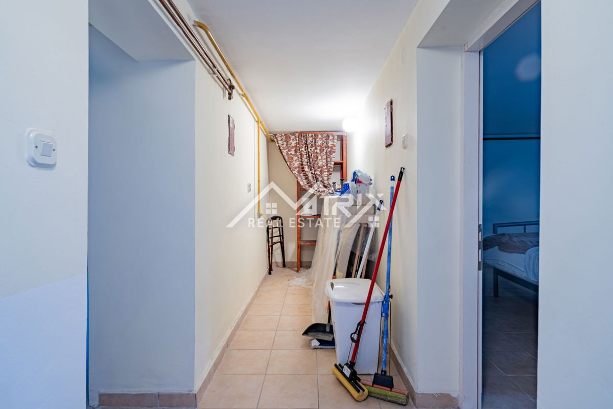 Hiša Retfala, Osijek, 120m2