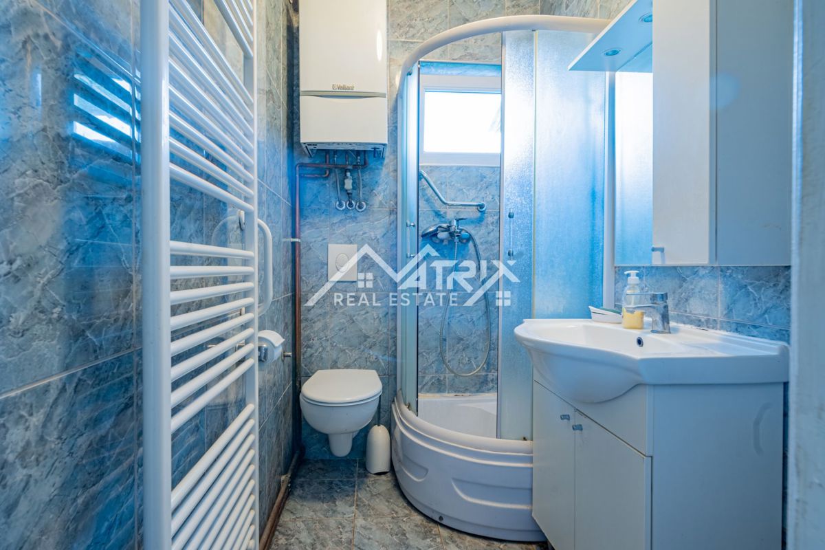 Hiša Retfala, Osijek, 120m2