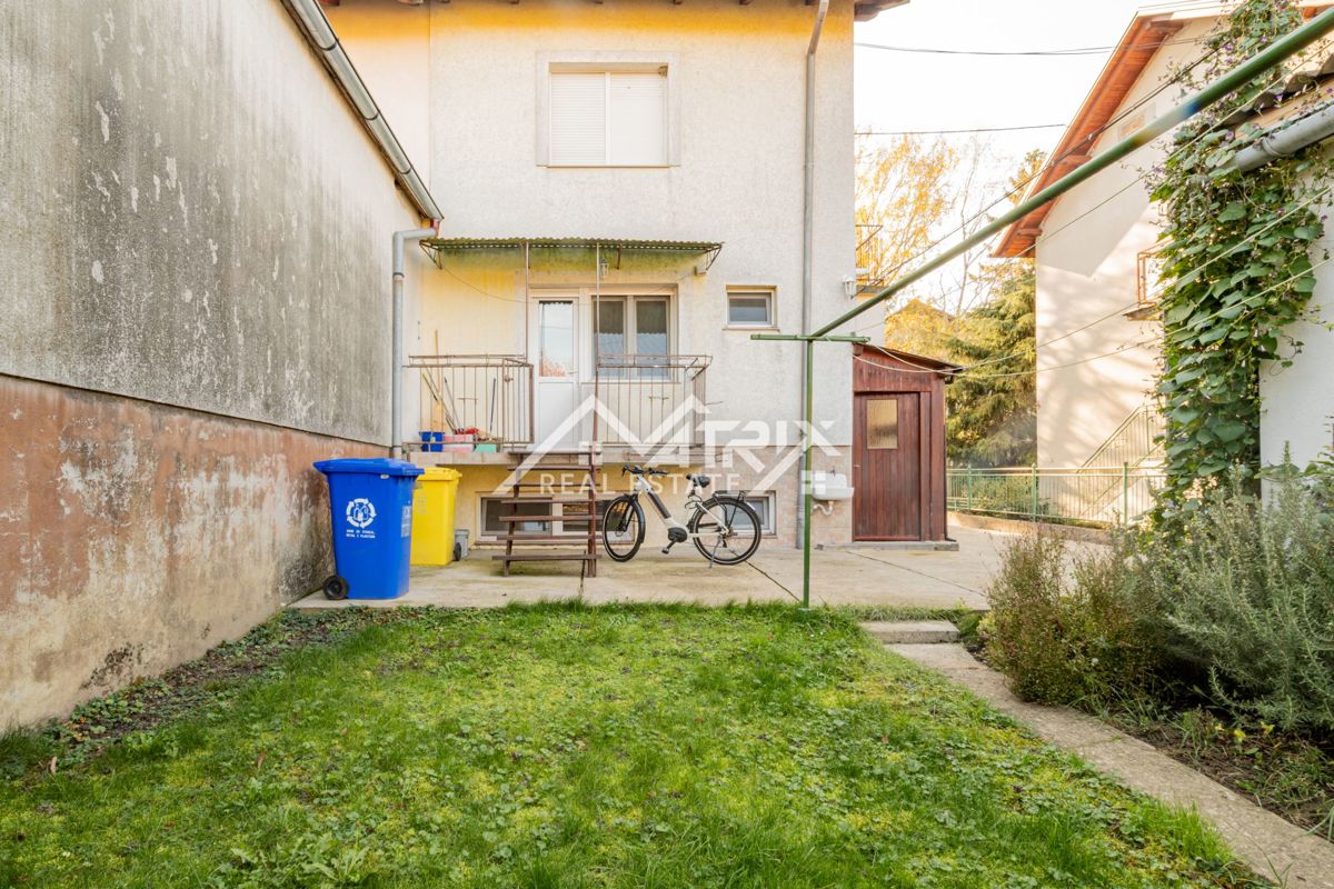 Hiša Retfala, Osijek, 120m2