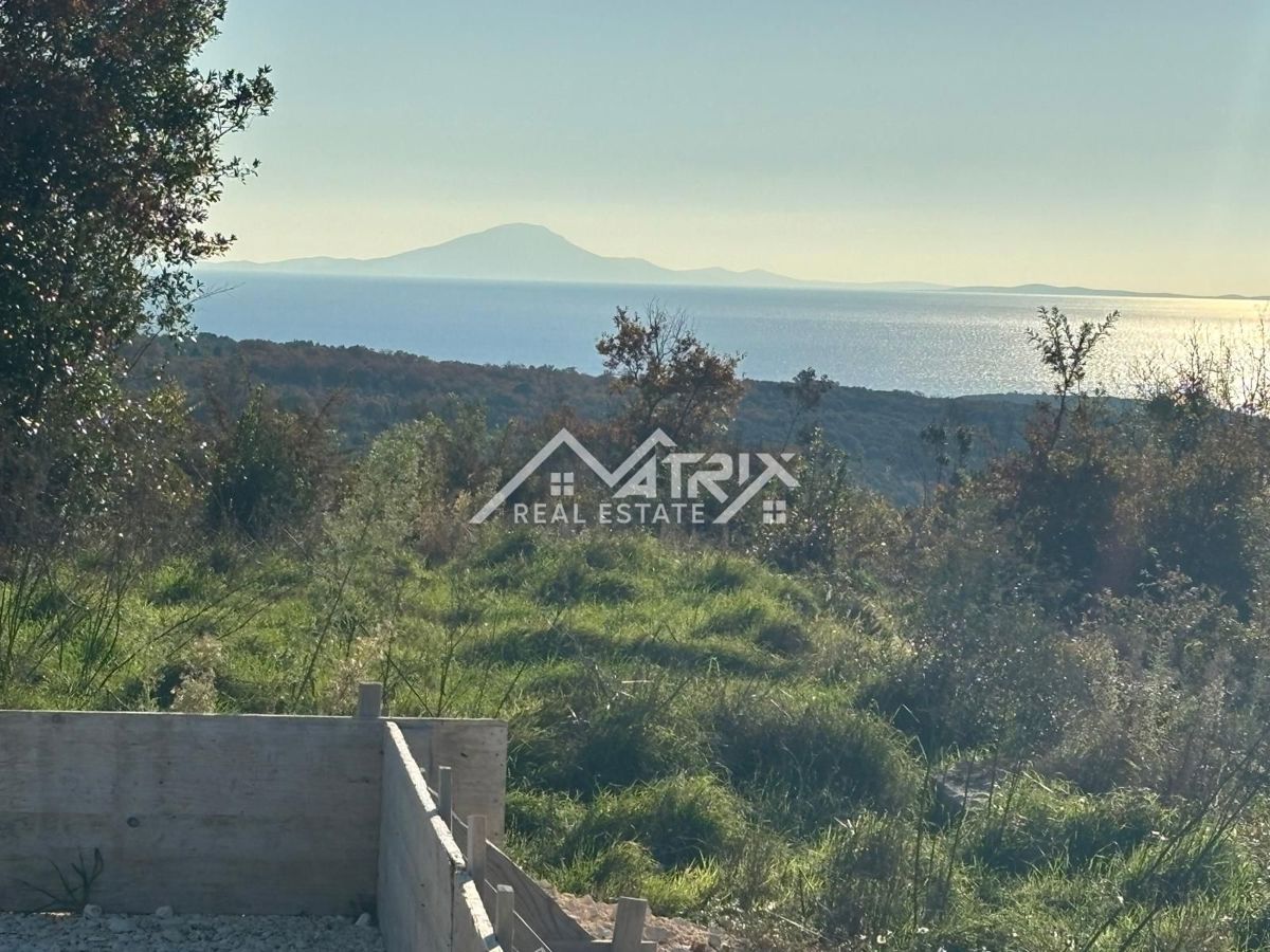 Marčana okolica, ekskluzivna vila z razgledom na morje, nedokončana gradnja