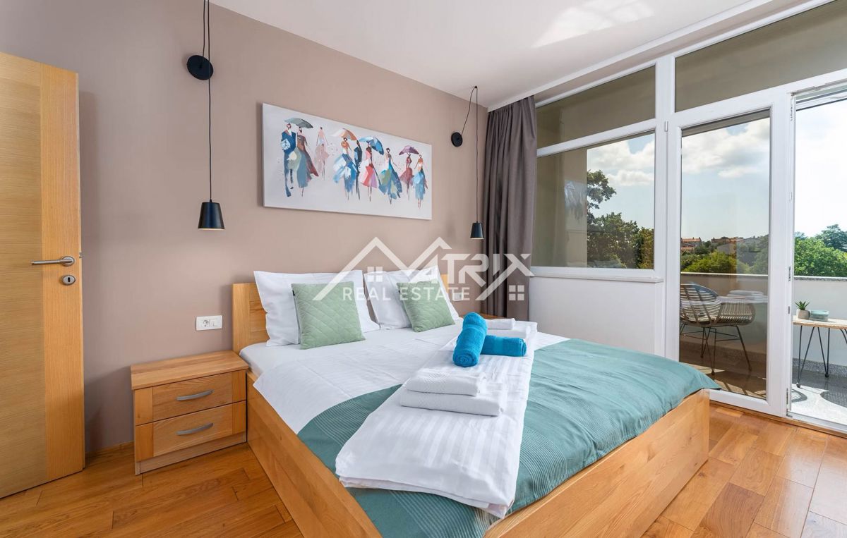 Žminj, luksuzna pametna vila z wellnessom in 2 bazenoma