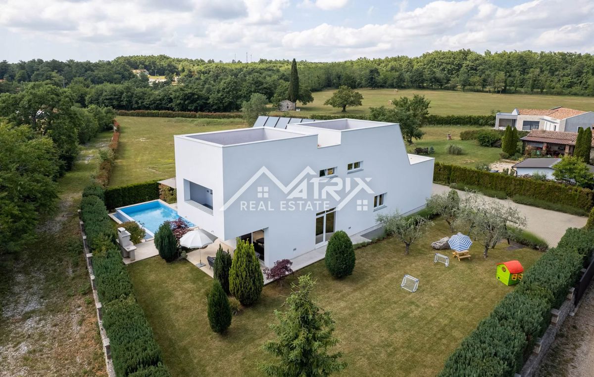 Žminj, luksuzna pametna vila z wellnessom in 2 bazenoma