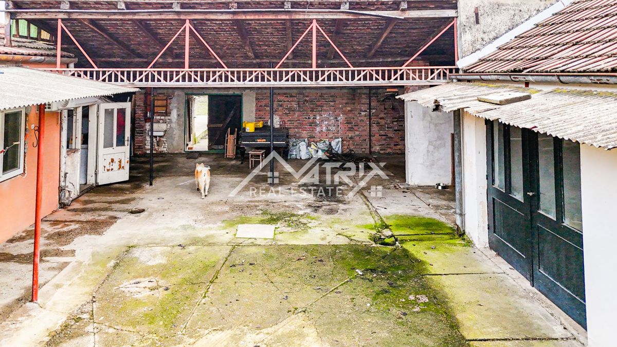 Hiša Centar, Vinkovci, 217m2