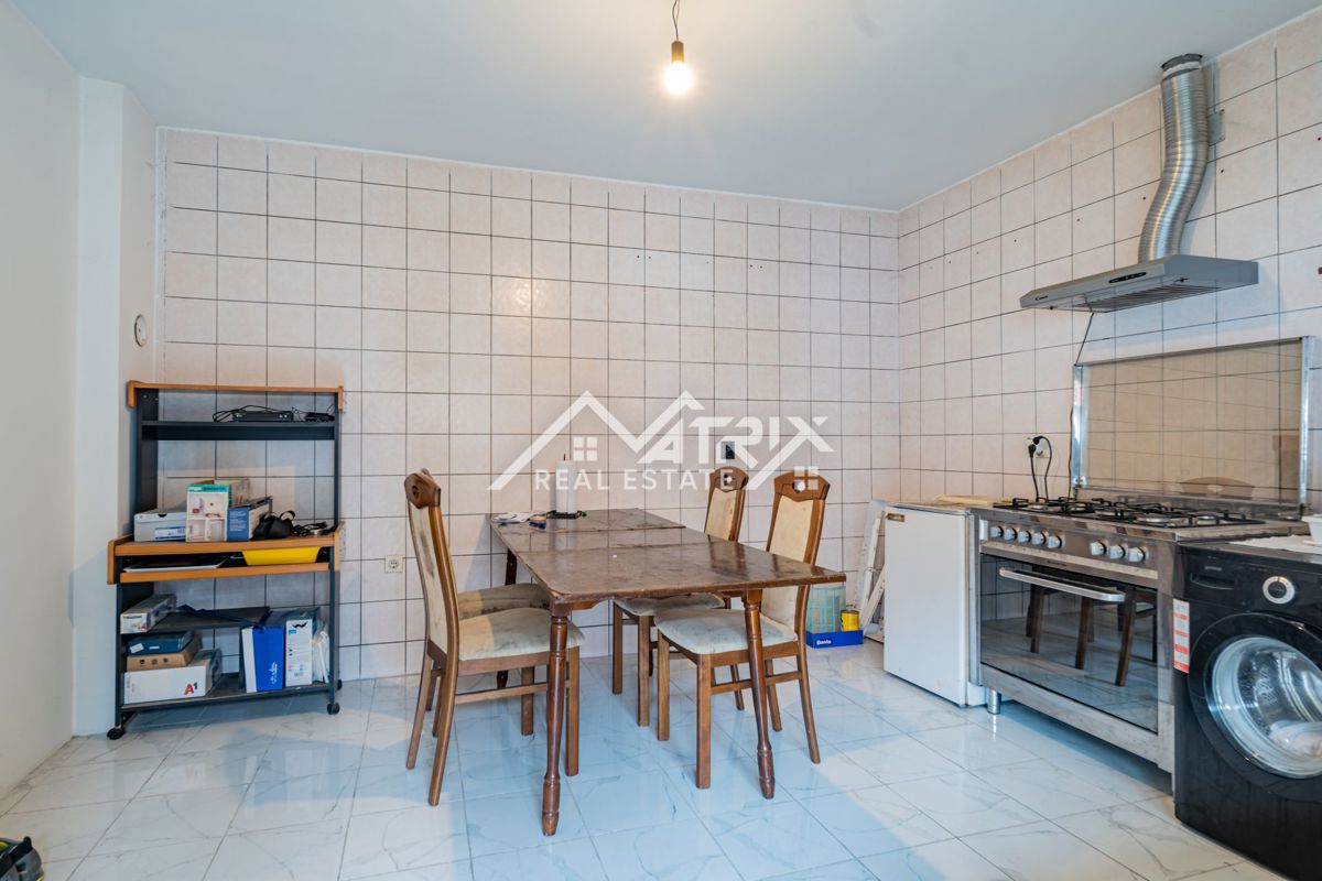 Hiša Centar, Vinkovci, 217m2