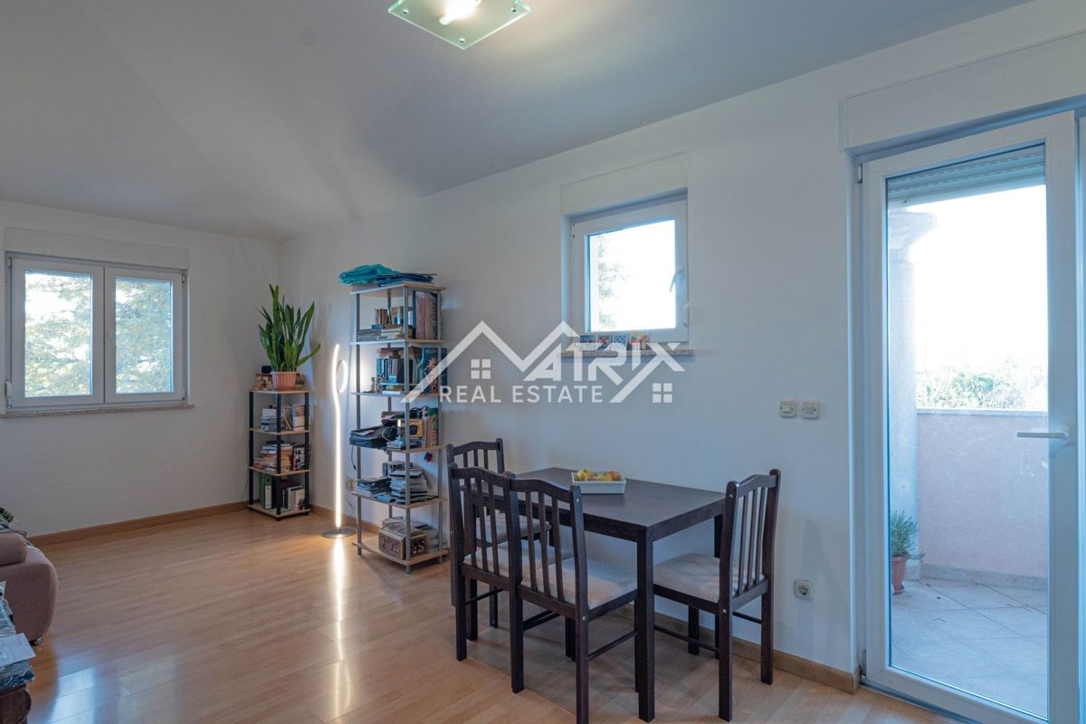 Poreč območje, stanovanje z 1 spalnico in pogledom na morje