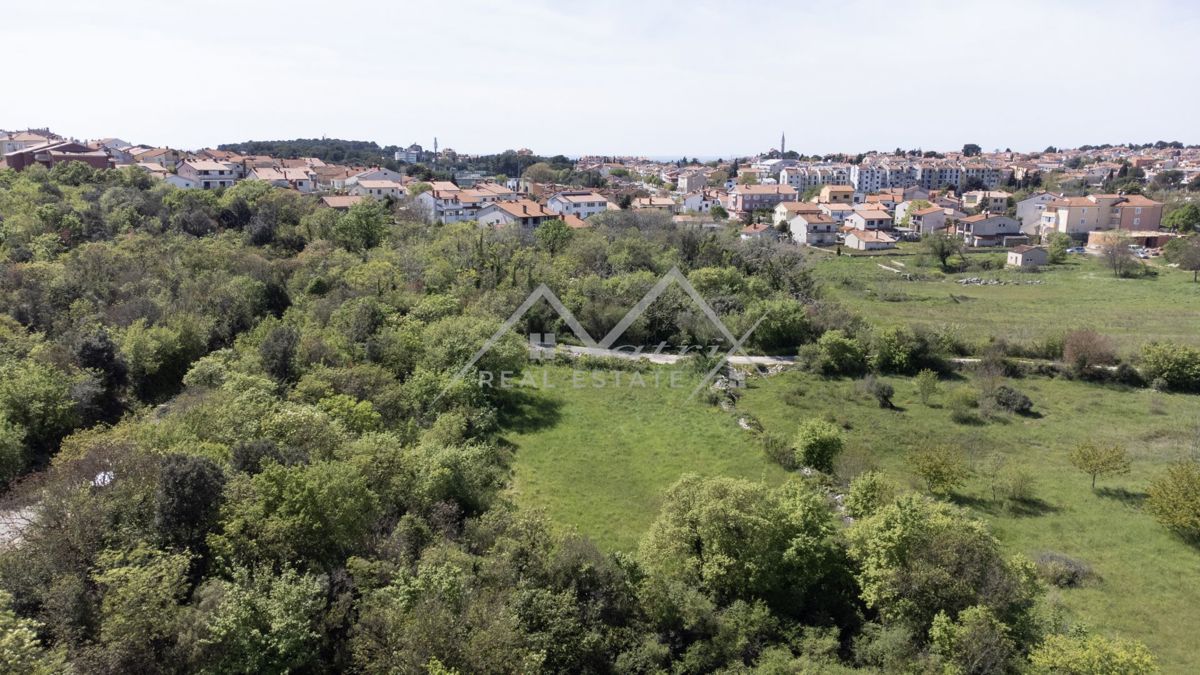 Zemljišče Rovinj, 1.375m2