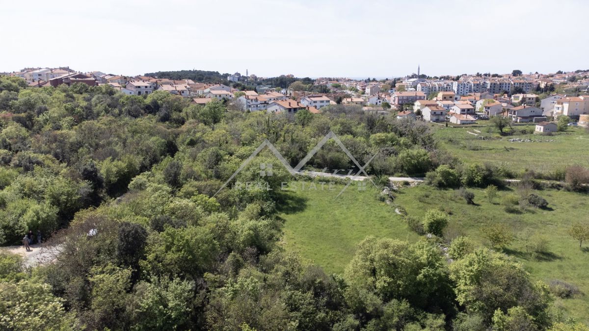 Zemljišče Rovinj, 1.375m2
