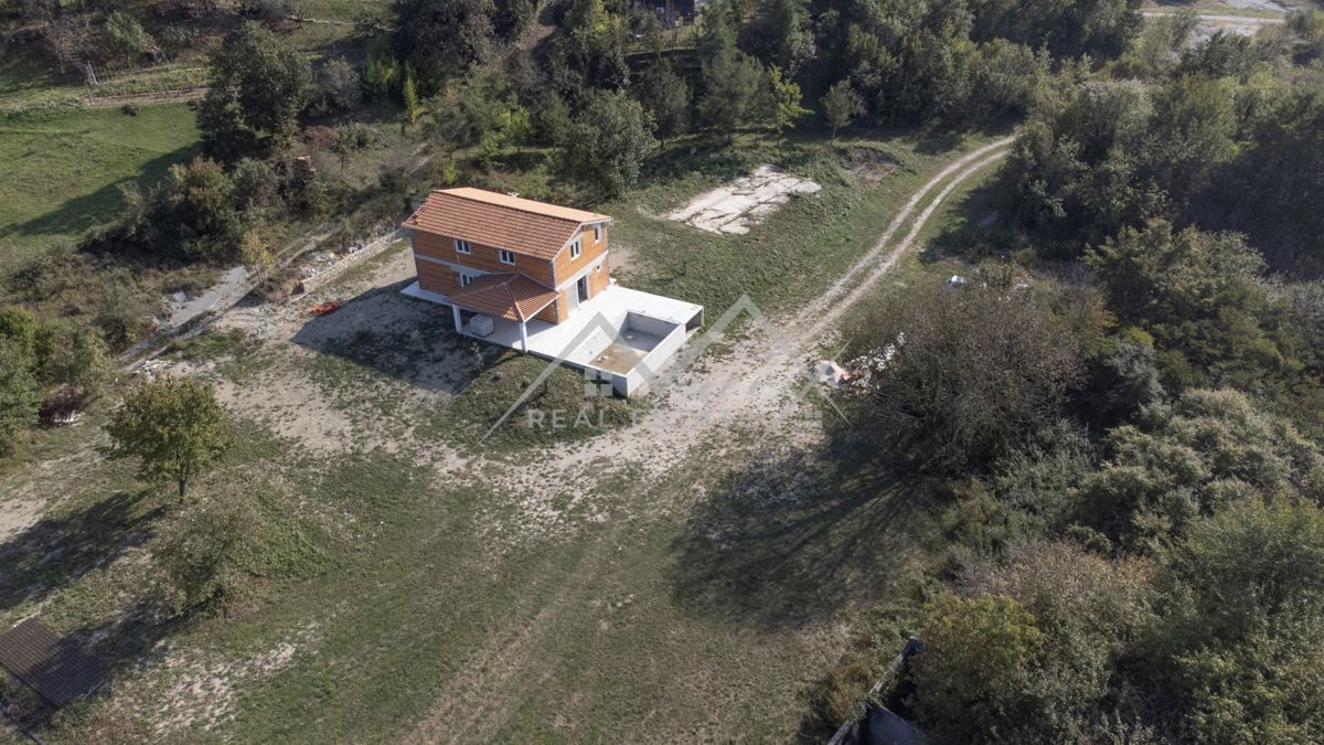 Hiša Cerovlje, 119m2