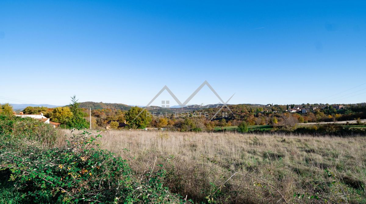 Zemljišče Poreč, 740m2