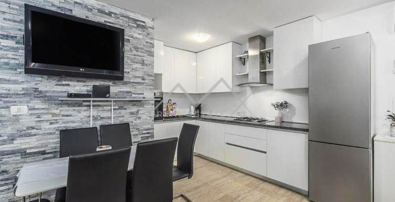 Stanovanje Novigrad, 67m2