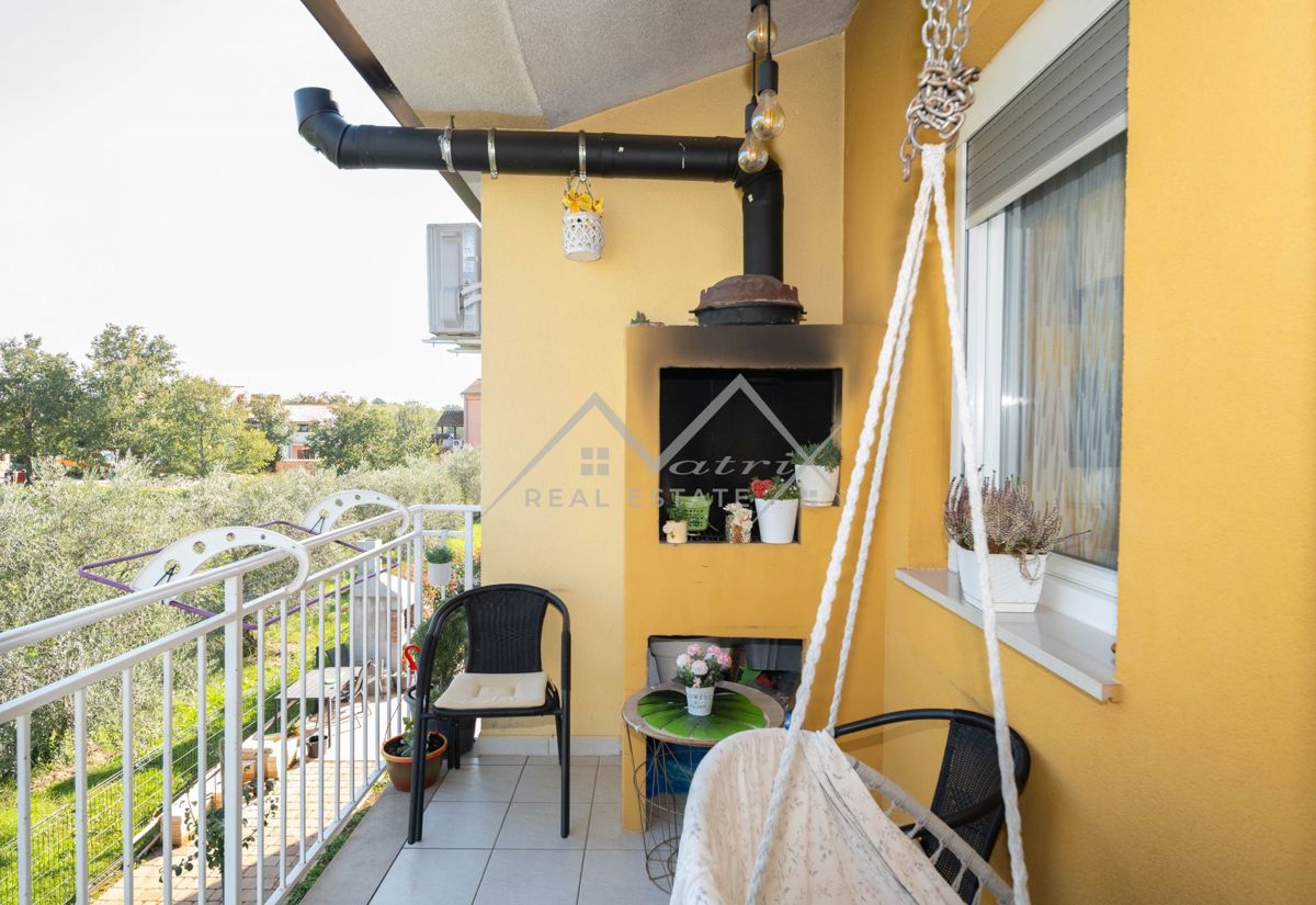 Novigrad, dvosobno stanovanje z galerijo
