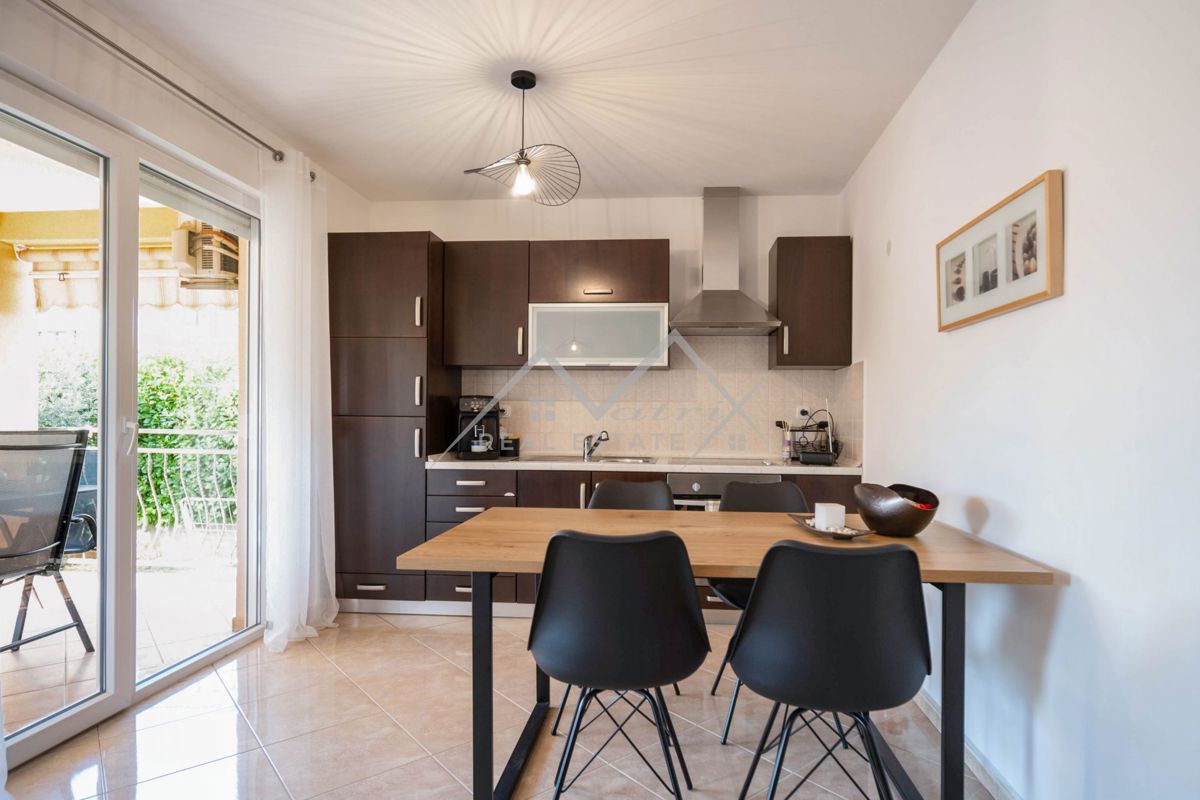 Poreč, fantastic ground-floor apartment with garden