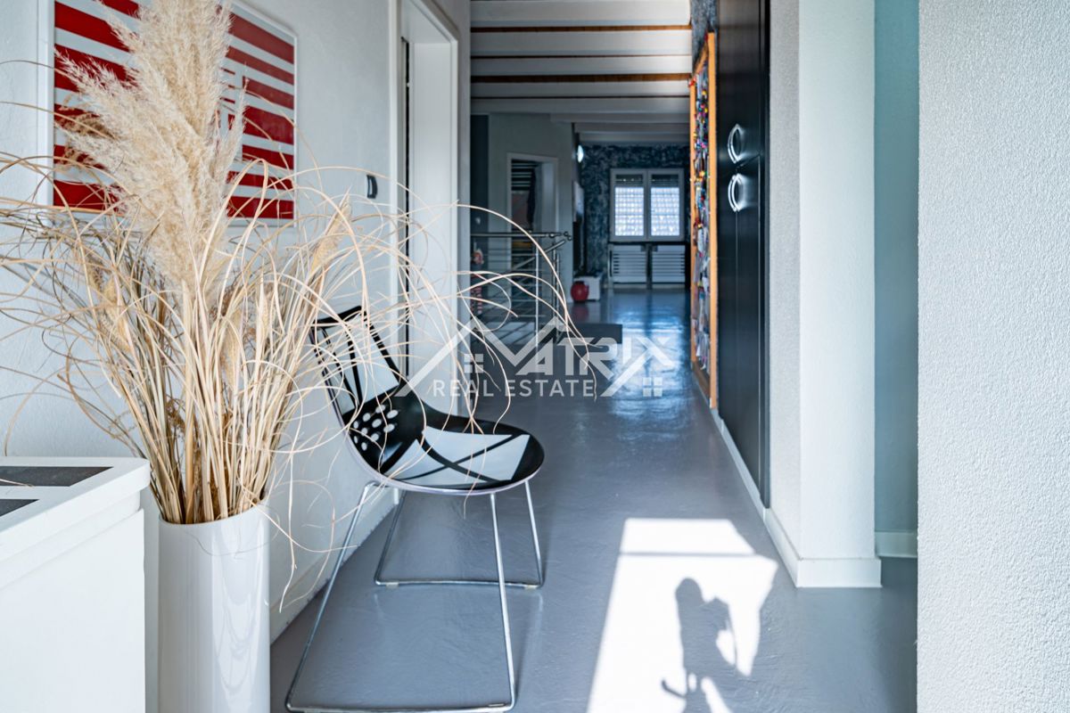 Hiša Slatina, 390m2