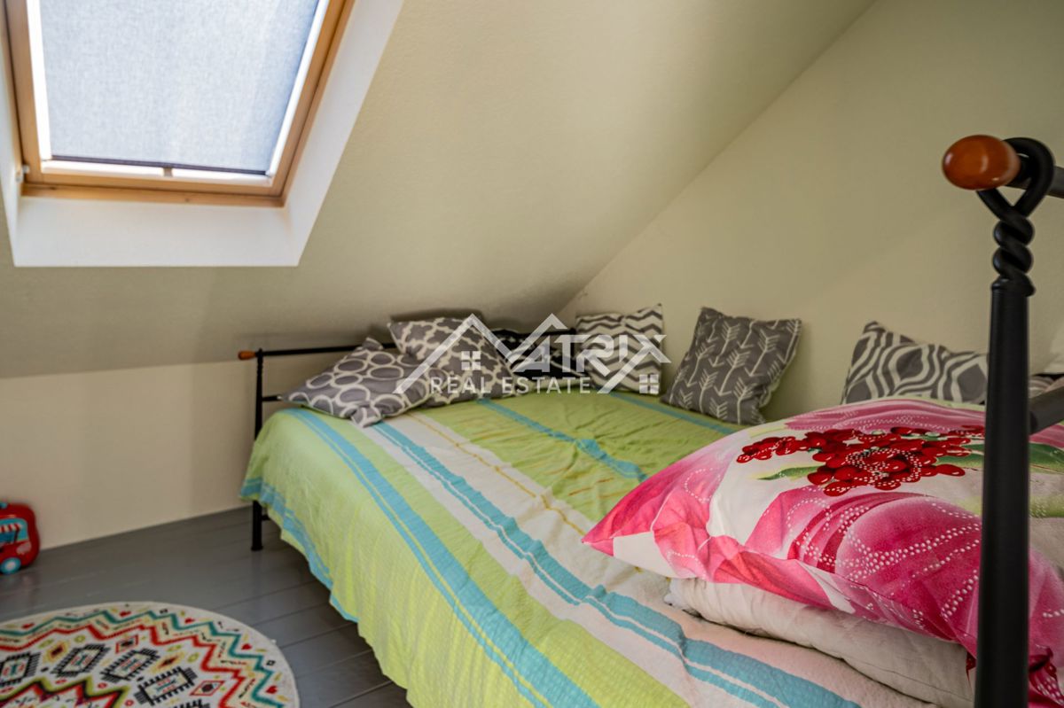 Hiša Slatina, 390m2