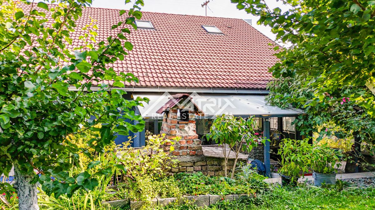 Hiša Slatina, 390m2