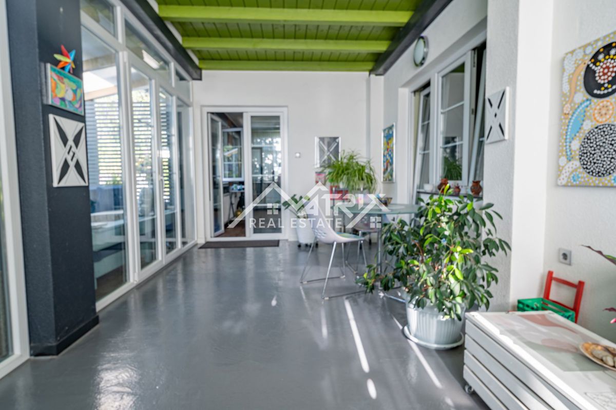 Hiša Slatina, 390m2