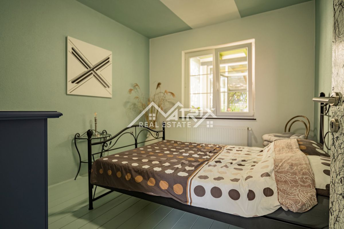 Hiša Slatina, 390m2