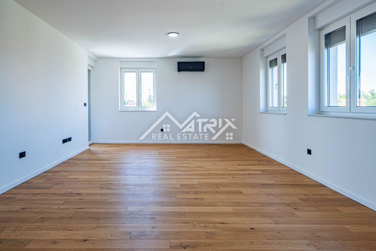 Stanovanje Centar, Vinkovci, 101,73m2