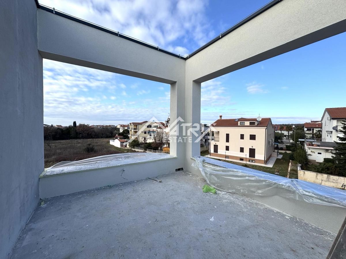 Poreč, penthouse 800 metrov od morja s panoramskim razgledom