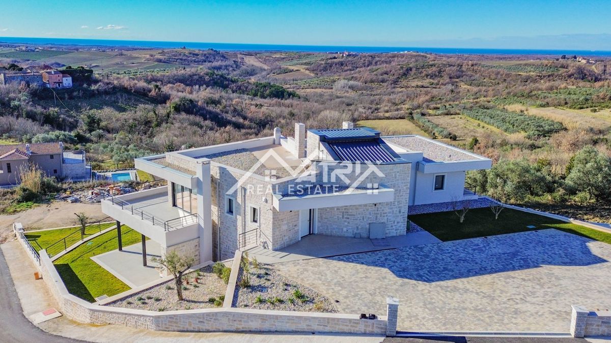 Območje Buj - Luksuzna in moderna vila s pogledom na morje