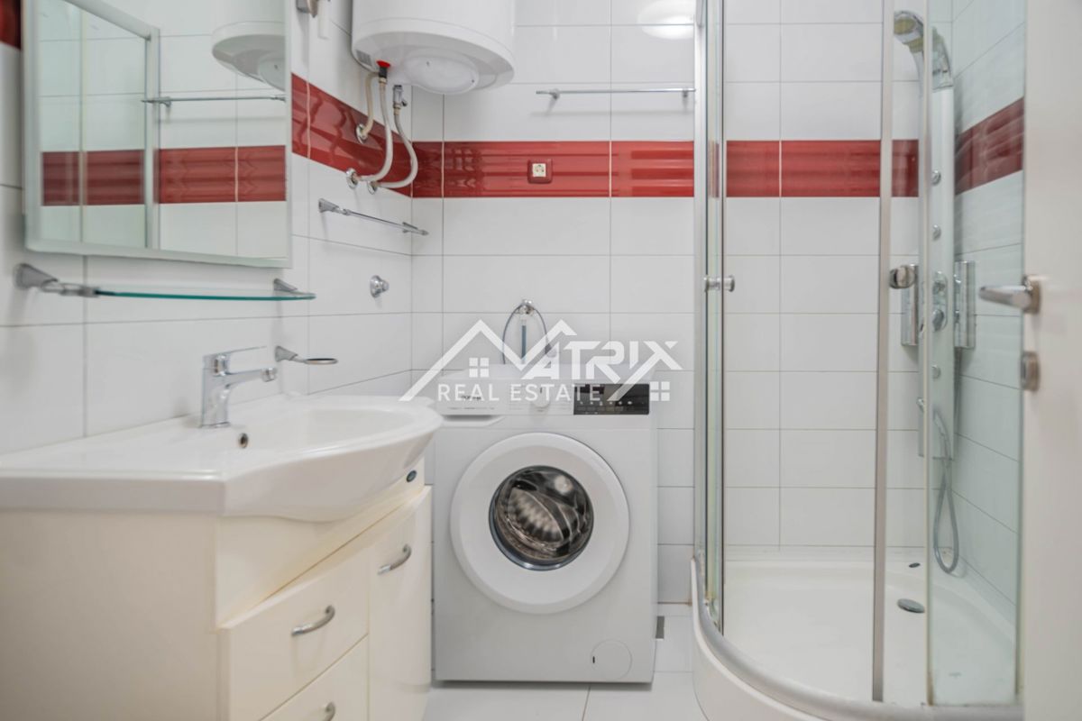 Pula, kakovostno enosobno stanovanje na iskani lokaciji – priložnost