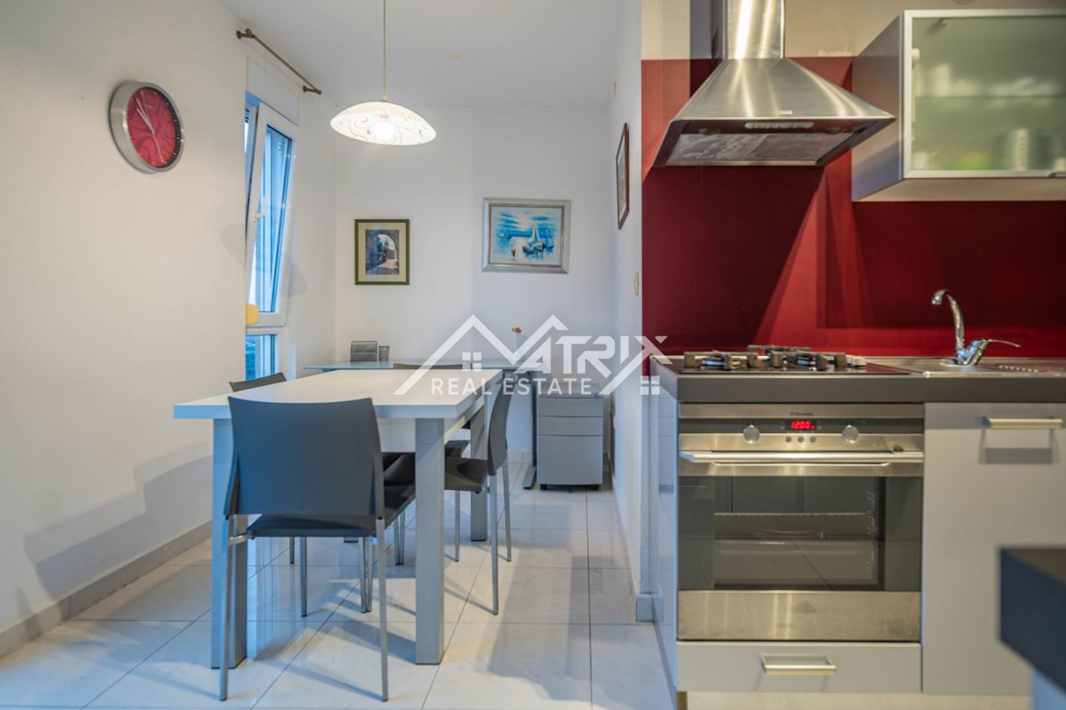 Pula, kakovostno enosobno stanovanje na iskani lokaciji – priložnost