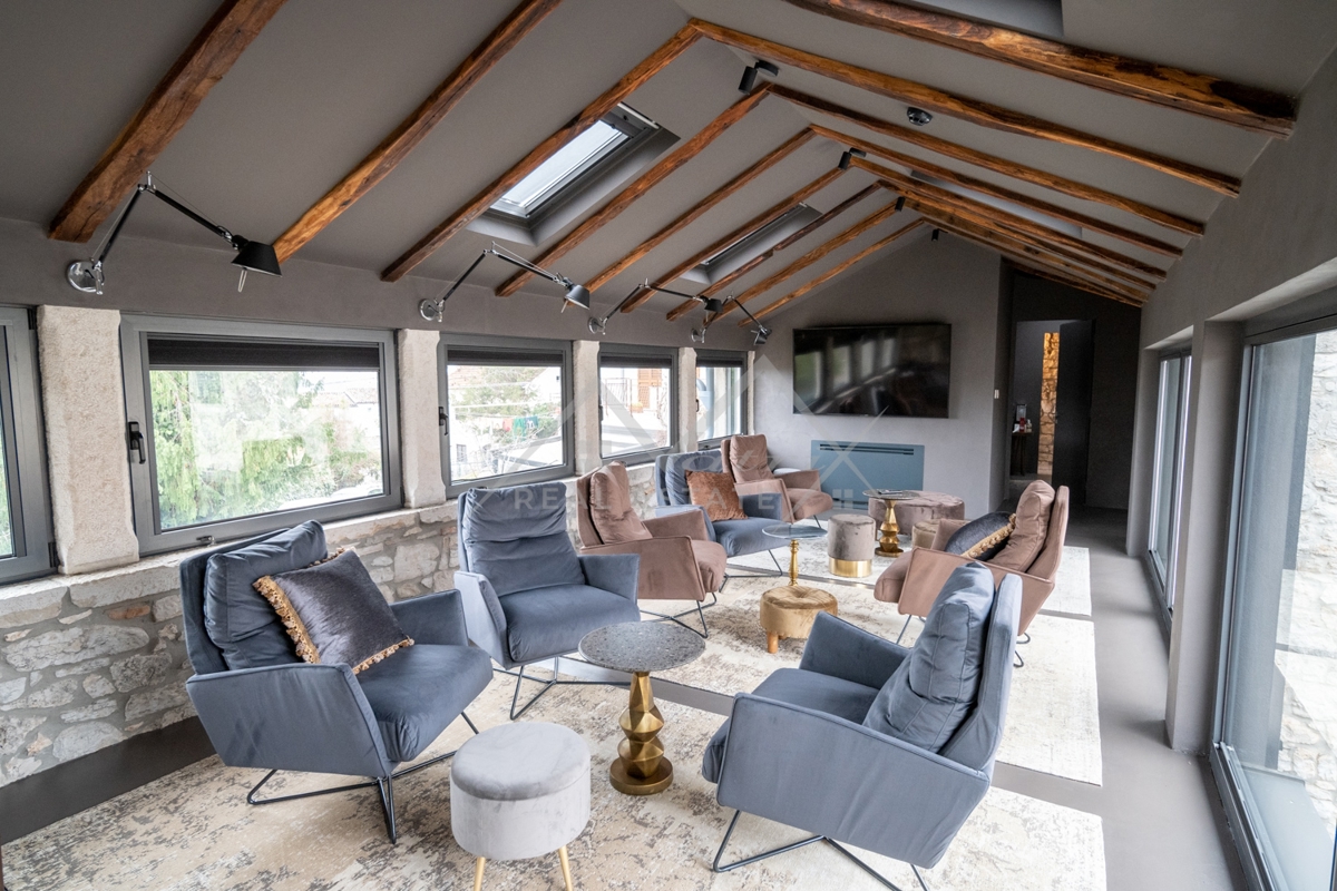 Hiša Poreč, 350m2